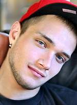 Hot brunette twink Luda Wayne spread his butt