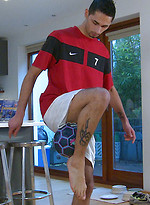 Straight Footballer Ronaldo - Justin's the 1st Guy to suck his Cock & then Kiss!