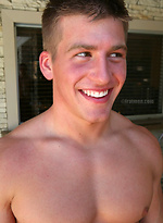 Nice collge dudes posing