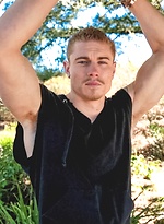 Hot blond stud Chris Taylor