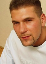 Muscle man posing and jerking off