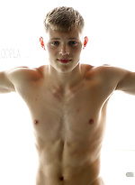 Hot straight boy Leonardo Accosi