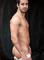 Hot euro stud Roberto