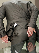 Muscled hunk Ben Brown in 1 to 1