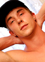 Kayden Daniels Likes The Taste of Kelly Cooper's Piss. Kelly Cooper & Kayden Daniels.