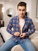 Garrett and Nikolai fuck