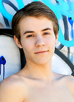 James Stirling & Ethan Steele in Gamer Boy Cum In His Hot Ass