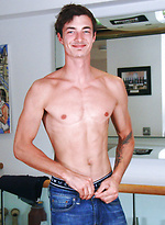 Young Slim & Toned Oscar