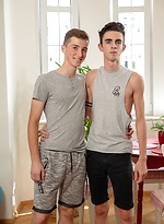 Skinny twinks  Jesse Evans and Johnny Polak love bareback anal